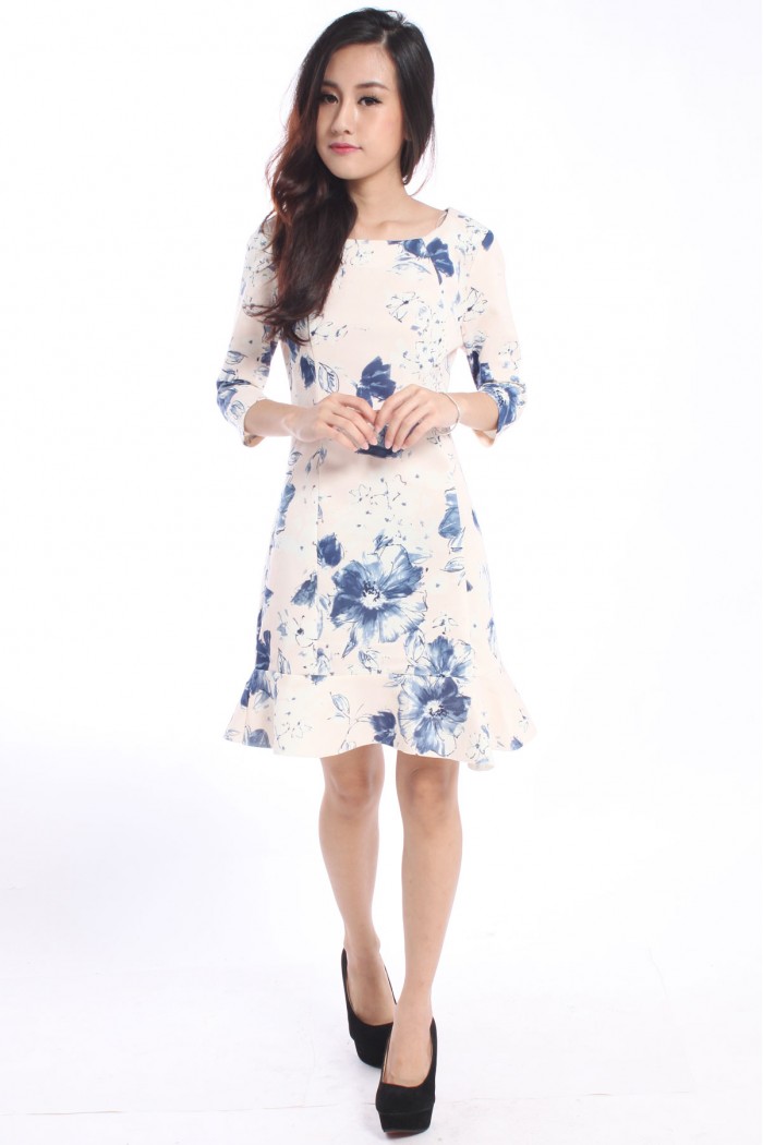 Zara-Inspired Floral Trumpet Dress - The Label Junkie